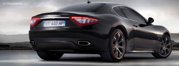 Black Maserati gran Turismo Back